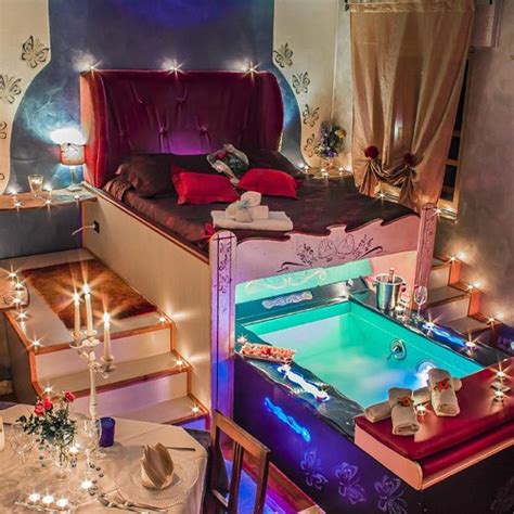 16 Best Hotels in Lorenzana .